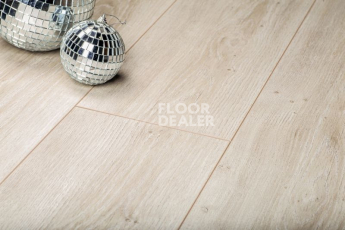 Kronopol Aurum Symfonia Aqua Zero d4526 Дуб Ларго фото 2 | FLOORDEALER